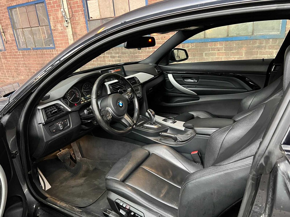 BMW 435Xi Coupe M-Sport 3.0 L6 306pk 2014 4-serie