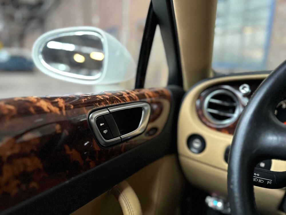 Bentley Continental Flying Spur 6.0 W12 560pk 2007 -Youngtimer-