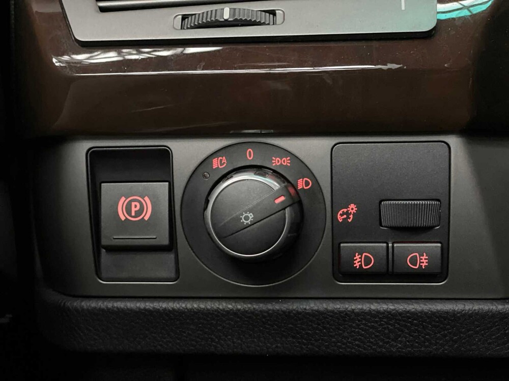 BMW 740i High Executive E65 4.0 V8 7-Serie 306pk 2009