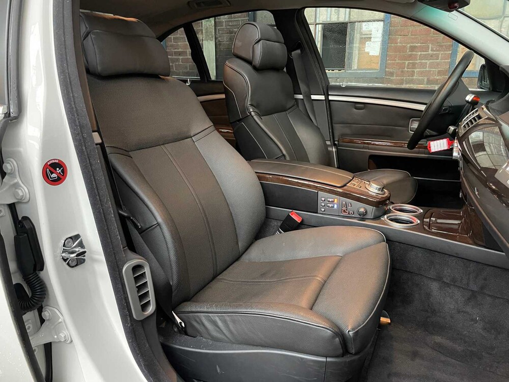 BMW 740i High Executive E65 4.0 V8 7-Serie 306pk 2009