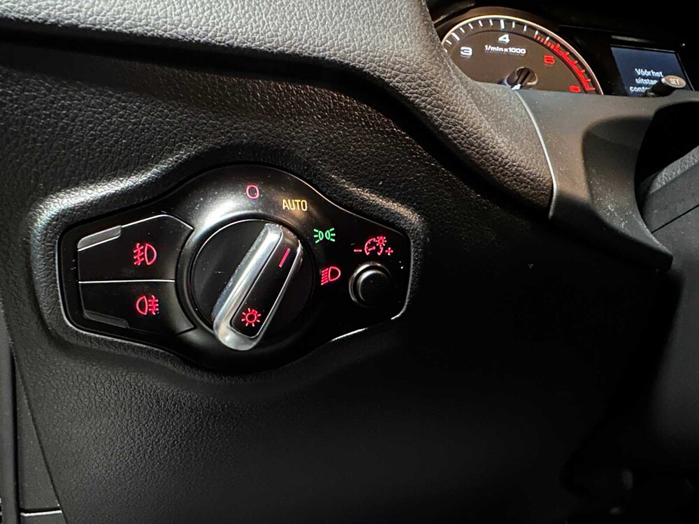 Audi SQ5 3.0 TDI V6 Quattro 313pk 2014 -Orig. NL-, 8-TJT-56