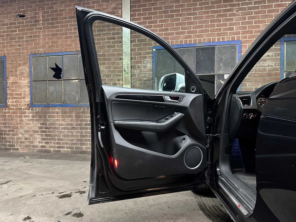 Audi SQ5 3.0 TDI V6 Quattro 313pk 2014 -Orig. NL-, 8-TJT-56