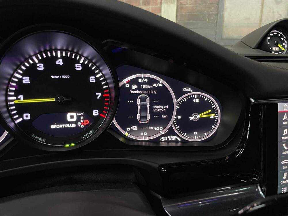 Porsche Panamera 4 E-Hybrid 2.9 V6 462pk Sport-Chrono 2017 ORIG-NL, RB-566-F