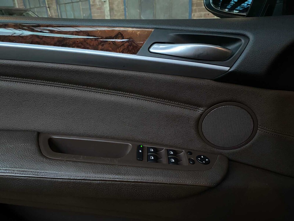 BMW X5 xDrive40d High Executive 306PS 2012, 5-SVR-42