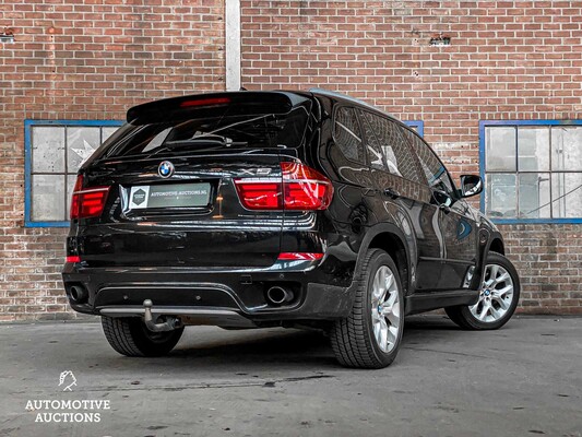 BMW X5 xDrive40d High Executive 306pk 2012, 5-SVR-42