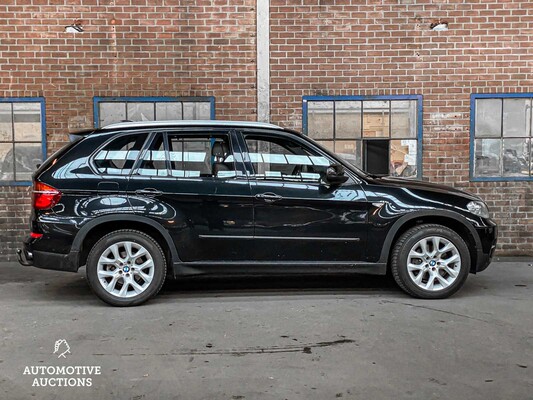 BMW X5 xDrive40d High Executive 306pk 2012, 5-SVR-42