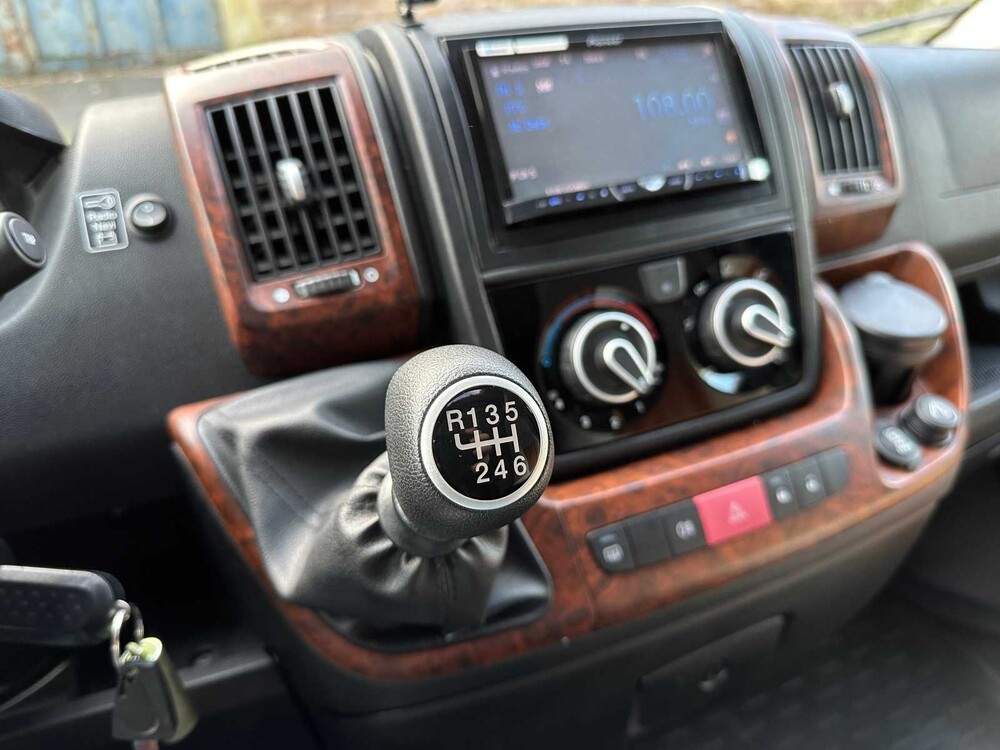 Fiat Ducato Burstner Ixeo Time 734 130hp 2012 Camper