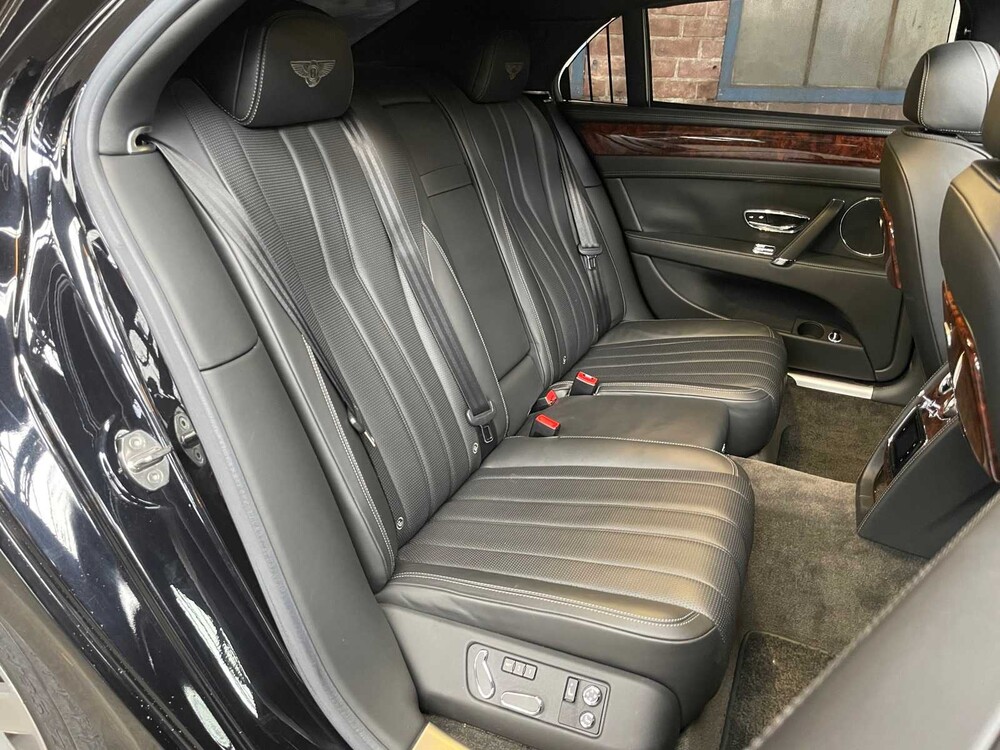 Bentley Flying Spur 6.0 W12 625pk 2015