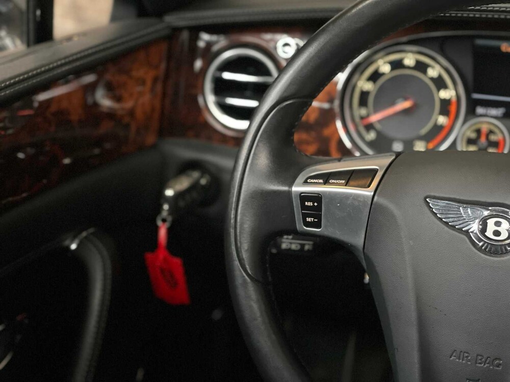 Bentley Flying Spur 6.0 W12 625pk 2015