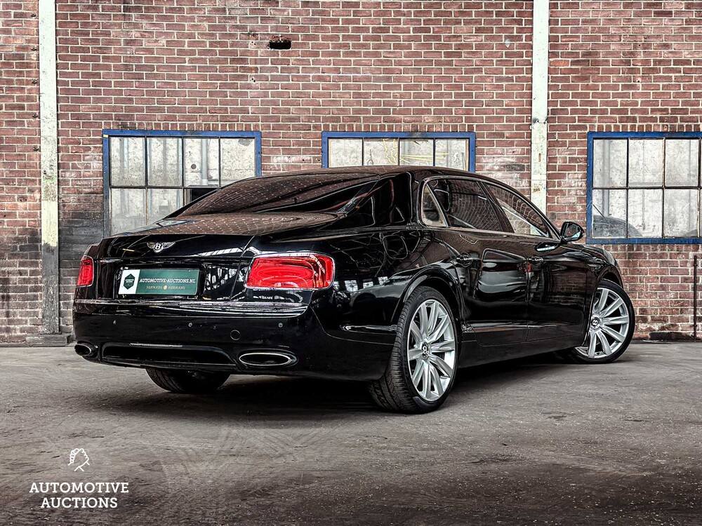 Bentley Flying Spur 6.0 W12 625pk 2015