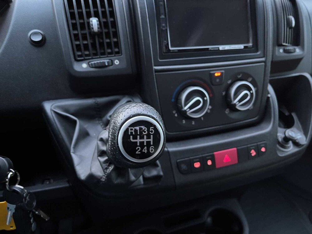 Citroen Possl Trenta 640 140pk 2020