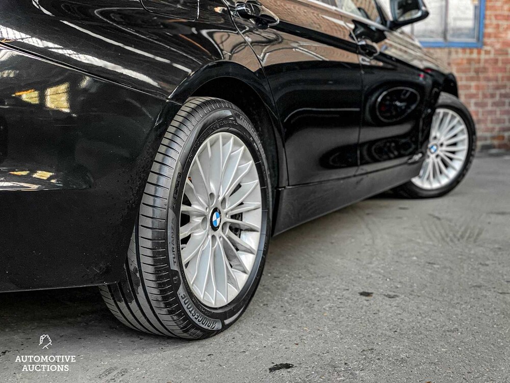 BMW 318d High Executive F30 143pk 2015 3-serie, XV-307-K