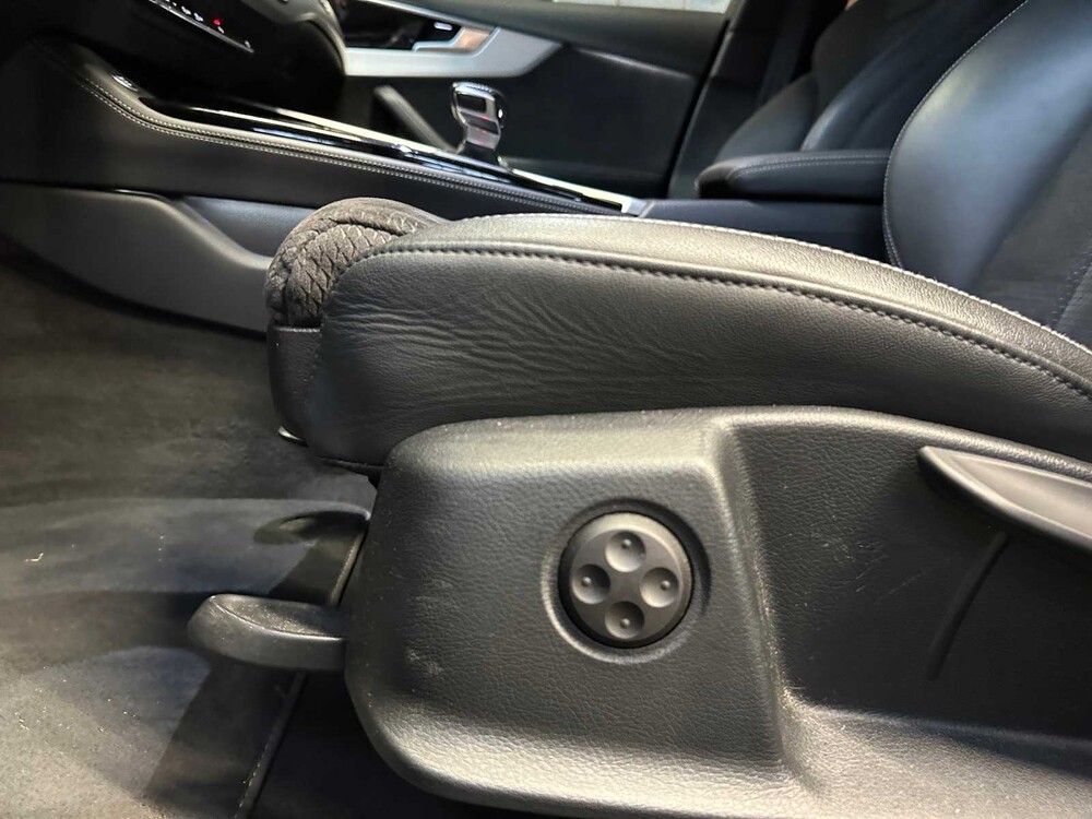 Audi A4 Avant 45 TFSI Quattro Business Edition 265pk 2020, P-565-LT