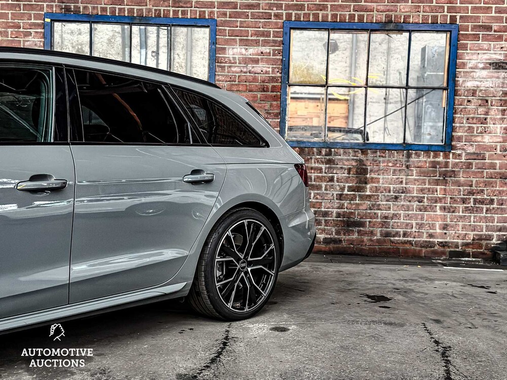 Audi A4 Avant 45 TFSI Quattro Business Edition 265pk 2020, P-565-LT