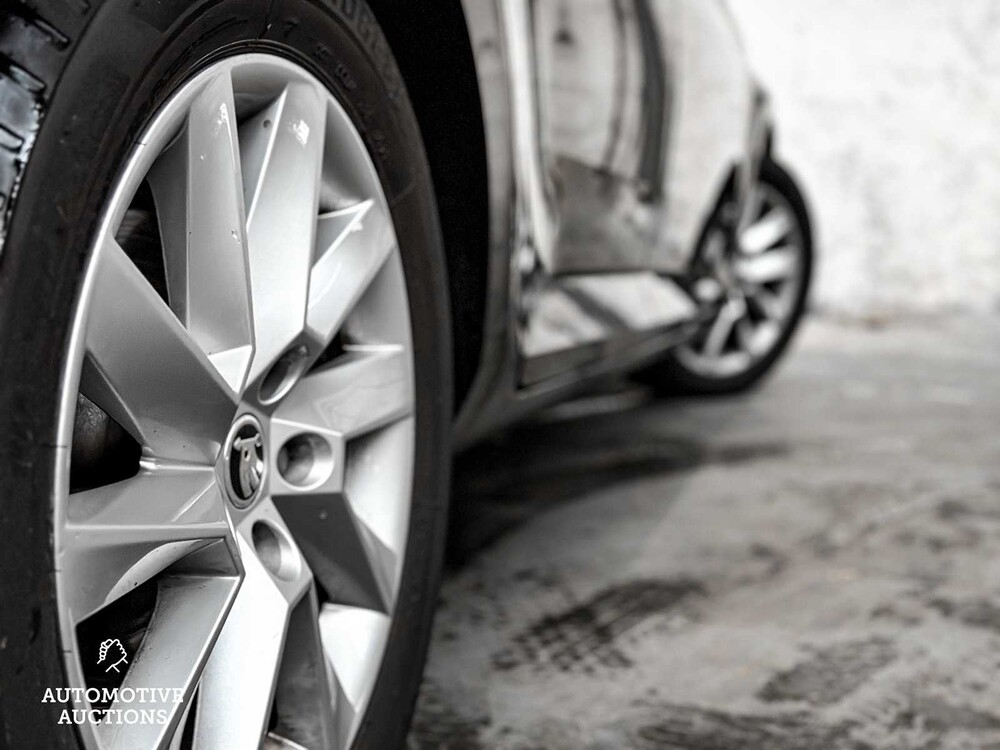 Skoda Superb 1.5 TSI ACT Style Business 150PS 2019 -Orig. NL-, ZR-758-S