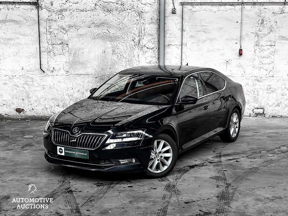 Skoda Superb 1.5 TSI ACT Style Business 150PS 2019 -Orig. NL-, ZR-758-S