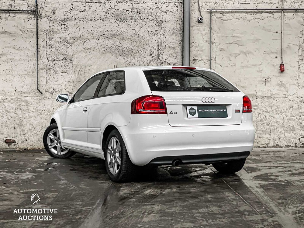 Audi A3 1.6 Attraction 102PS 2010, PK-830-J