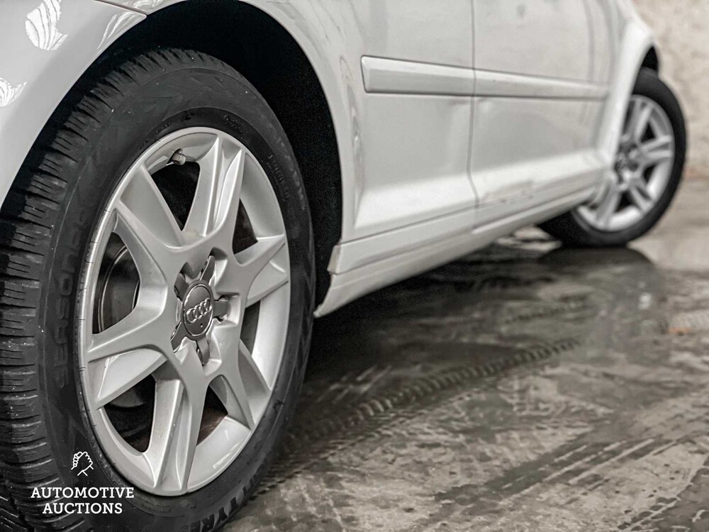 Audi A3 1.6 Attraction 102PS 2010, PK-830-J