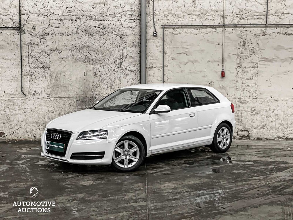 Audi A3 1.6 Attraction 102PS 2010, PK-830-J
