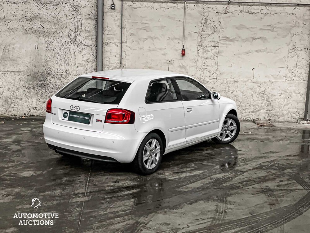 Audi A3 1.6 Attraction 102PS 2010, PK-830-J