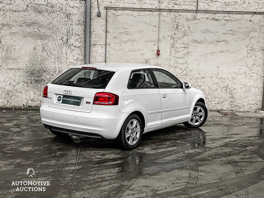 Audi A3 1.6 Attraction 102PS 2010, PK-830-J