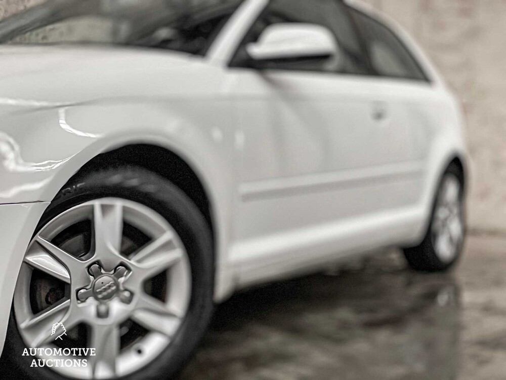 Audi A3 1.6 Attraction 102PS 2010, PK-830-J