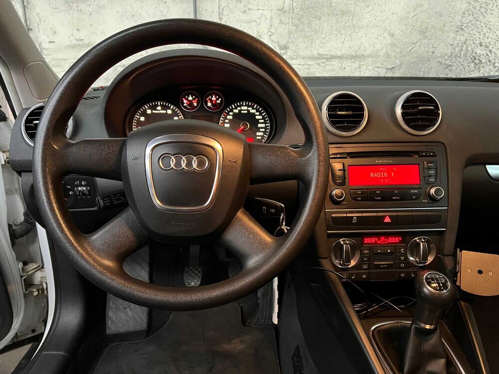 Audi A3 1.6 Attraction 102PS 2010, PK-830-J
