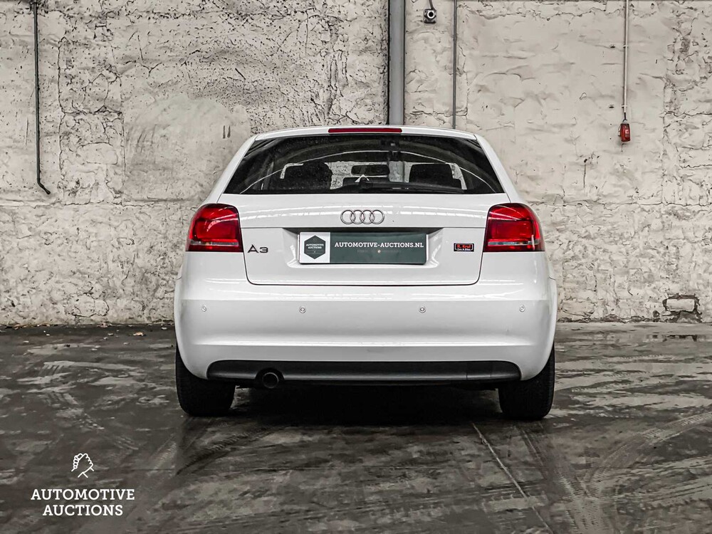 Audi A3 1.6 Attraction 102PS 2010, PK-830-J