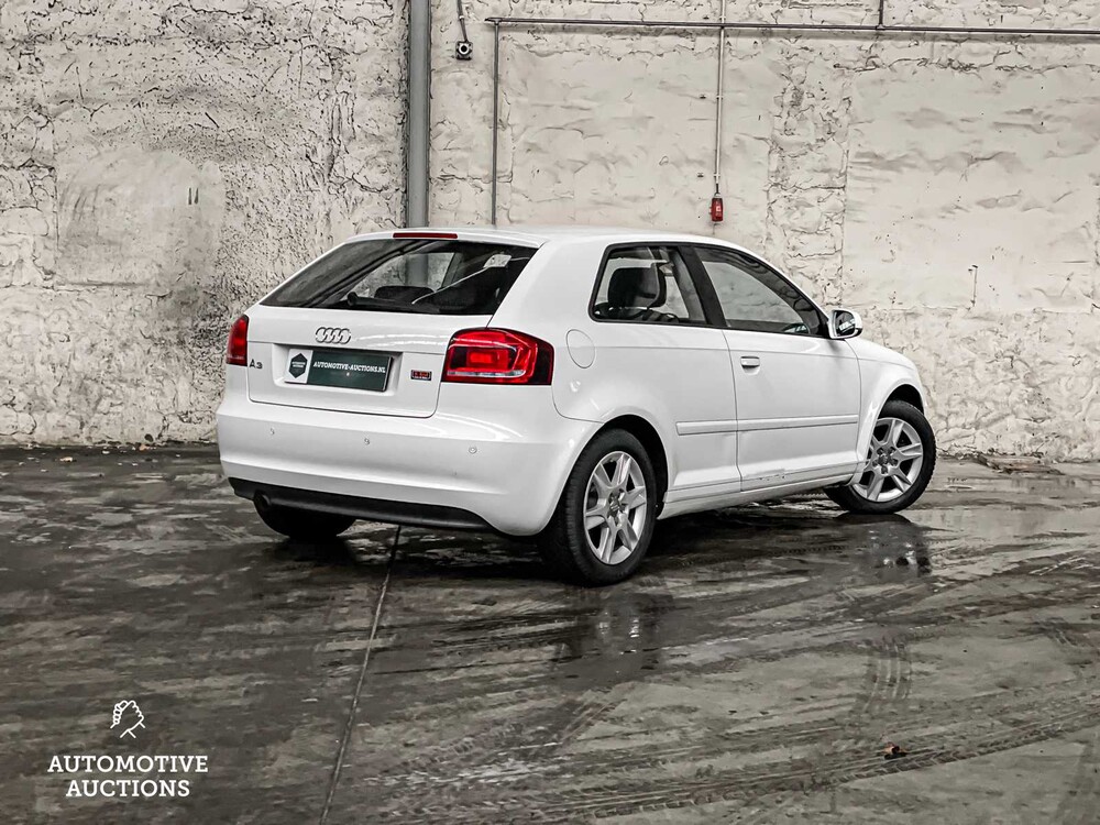 Audi A3 1.6 Attraction 102PS 2010, PK-830-J