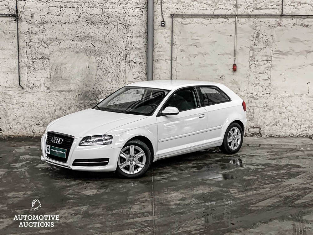 Audi A3 1.6 Attraction 102PS 2010, PK-830-J