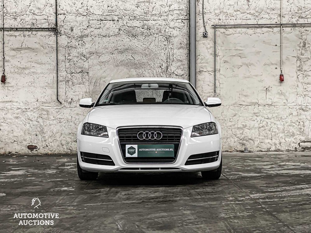 Audi A3 1.6 Attraction 102PS 2010, PK-830-J