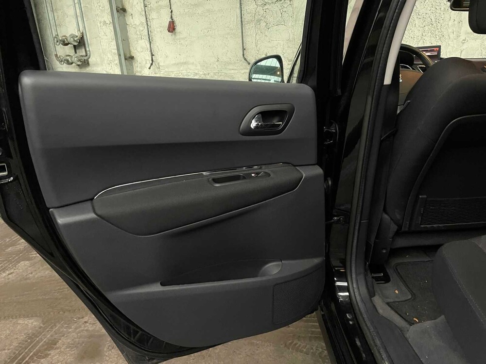 Peugeot 3008 1.6 THP ST 156PS 2011,- Orig. D - 97-RNP-9