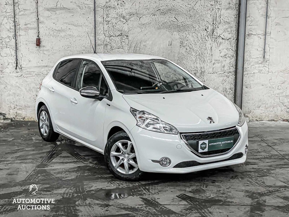 Peugeot 208 1.2 VTi Style 82PS 2014,-Orig. GB- 5-XHL-00