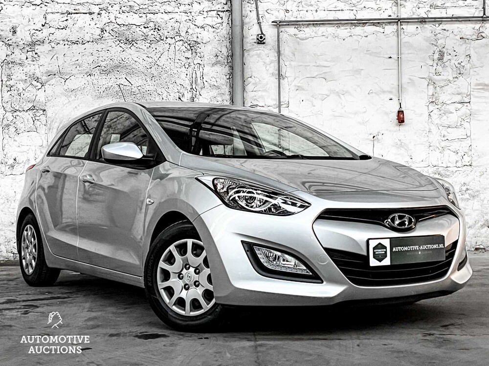 Hyundai i30 CW 1.4i i-Motion 99PS 2012, 5-XBN-02