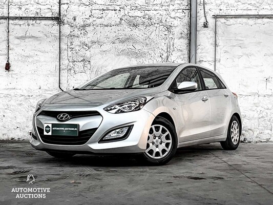 Hyundai i30 CW 1.4i i-Motion 99PK 2012, 5-XBN-02