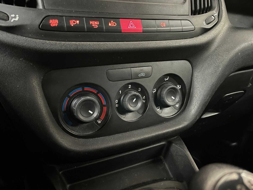 Fiat Doblo Cargo 1.3 MJ L1H1 Aktuelle 80PS 2017,(Erstbesitzer)- Orig. NL- V-117-HS