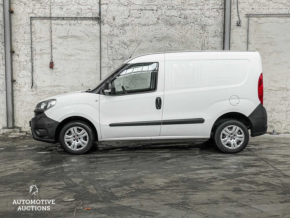Fiat Doblo Cargo 1.3 MJ L1H1 Aktuelle 80PS 2017,(Erstbesitzer)- Orig. NL- V-117-HS