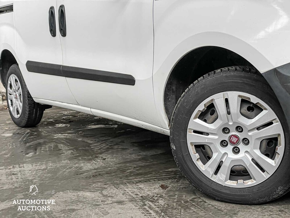 Fiat Doblo Cargo 1.3 MJ L1H1 Aktuelle 80PS 2017,(Erstbesitzer)- Orig. NL- V-117-HS