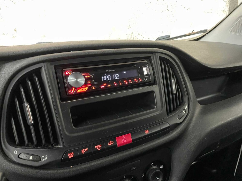 Fiat Doblo Cargo 1.3 MJ L1H1 Aktuelle 80PS 2017,(Erstbesitzer)- Orig. NL- V-117-HS