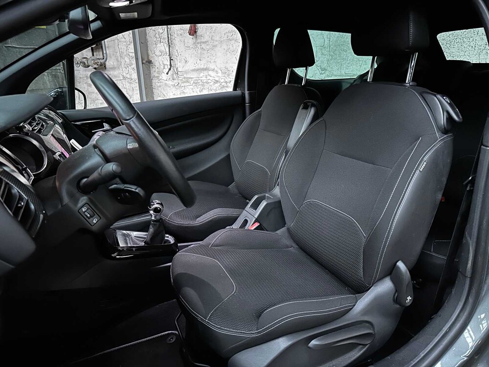 Citroën DS3 Cabrio 1.2 PureTech So Chic 110PS 2017 -orig. NL-, PZ-909-V