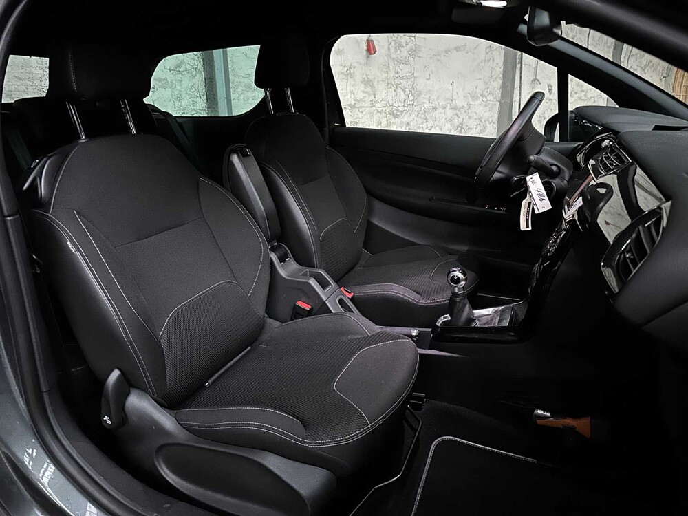 Citroën DS3 Cabrio 1.2 PureTech So Chic 110PS 2017 -orig. NL-, PZ-909-V