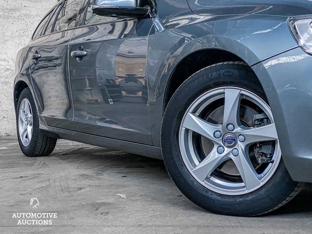 Volvo V60 2.0 D2 Polar+ Dynamic 120PS 2018 -Orig. NL-, SB-091-V