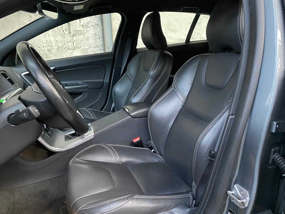 Volvo V60 2.0 D2 Polar+ Dynamic 120PS 2018 -Orig. NL-, SB-091-V