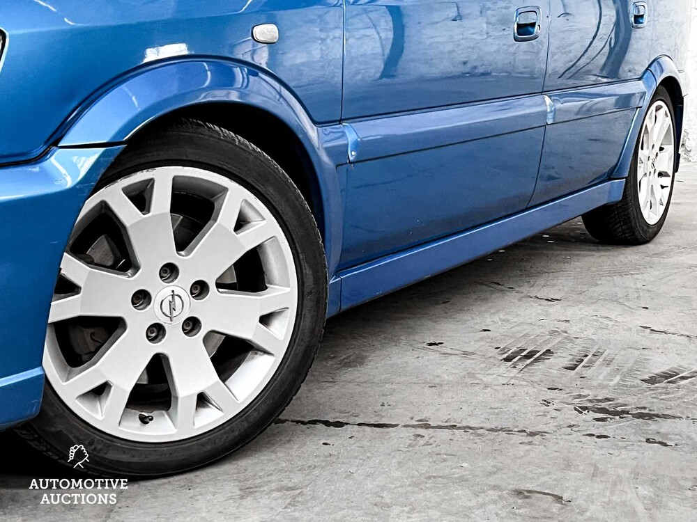 Opel Zafira 2.0-16V OPC 192PS 2002 -Orig. NL-, 15-LF-JT