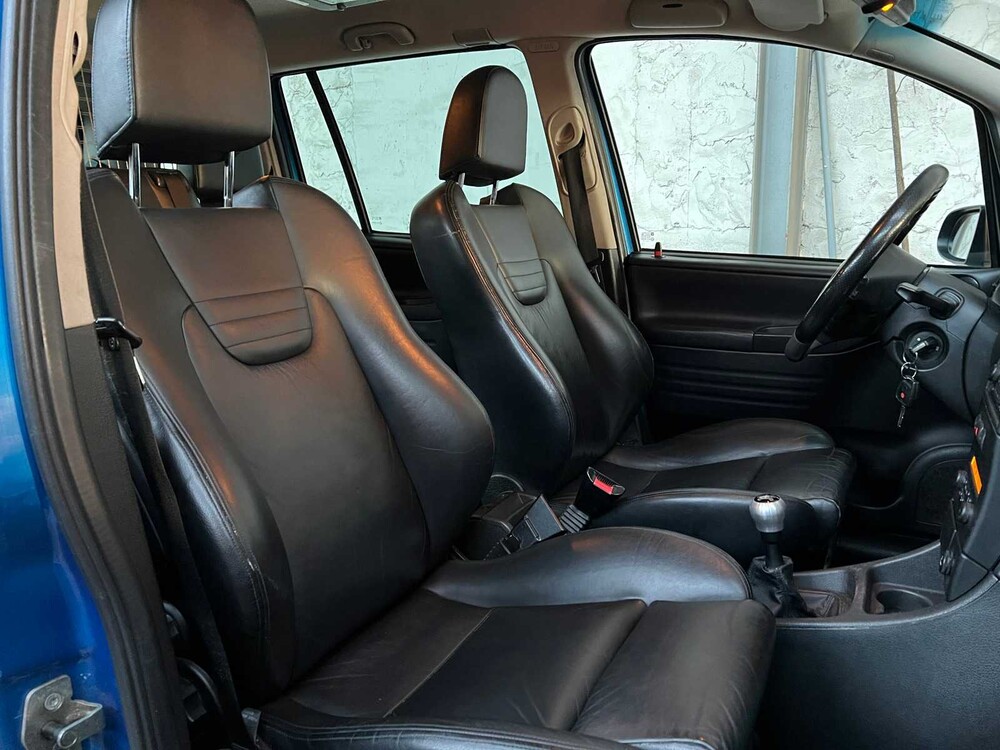 Opel Zafira 2.0-16V OPC 192PS 2002 -Orig. NL-, 15-LF-JT