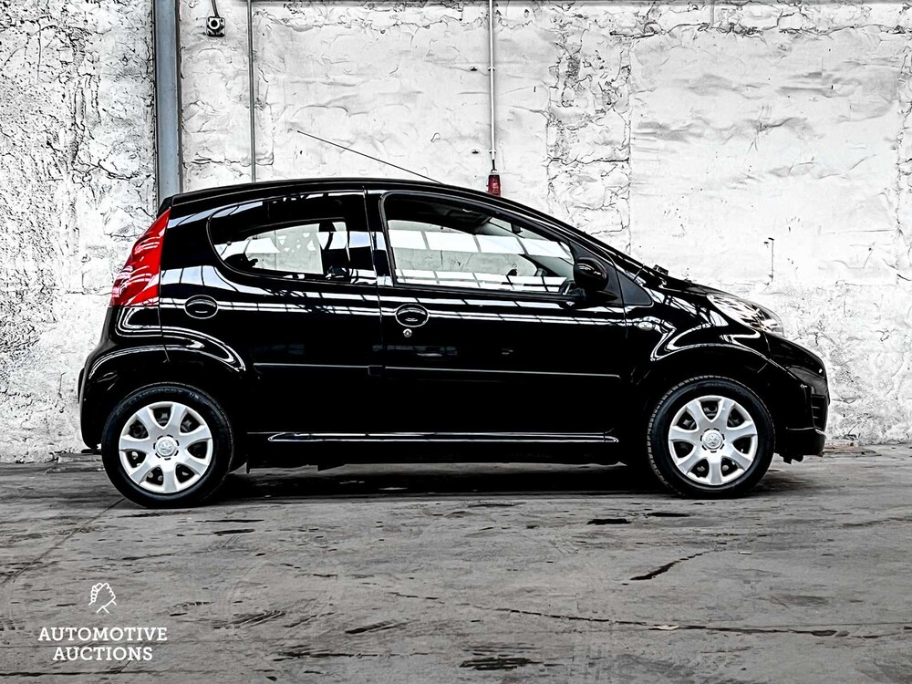 Peugeot 107 1.0-12V XS 68PS 2012 -Orig. GB-, 38-TLR-2-KARTON