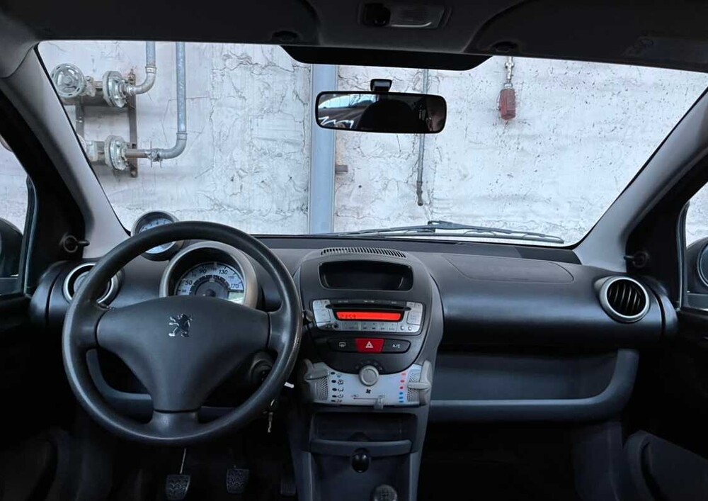 Peugeot 107 1.0-12V XS 68PS 2012 -Orig. GB-, 38-TLR-2-KARTON