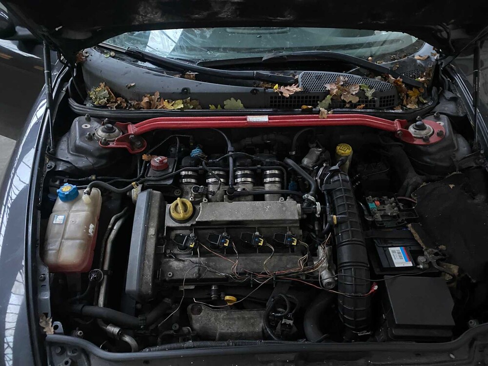 Alfa Romeo GT 2.0 JTS Distinctive 166PS 2005 -Orig. NL-, 79-RV-LJ