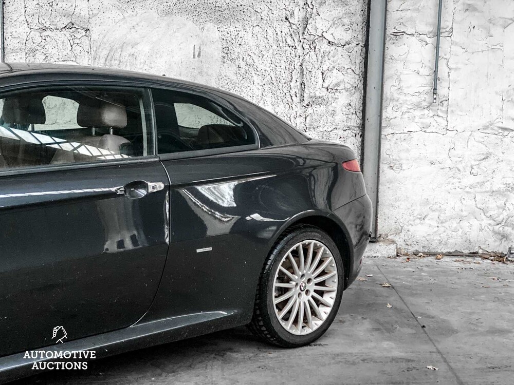 Alfa Romeo GT 2.0 JTS Distinctive 166PS 2005 -Orig. NL-, 79-RV-LJ