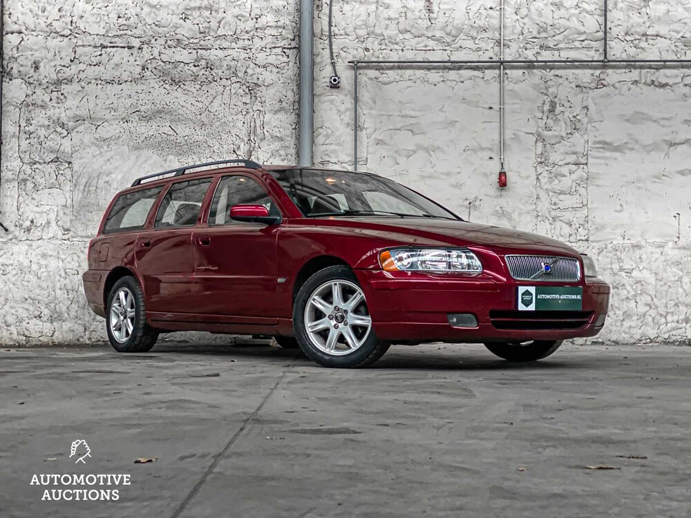 Volvo V70 2.4D 131PS 2004, H-082-NK